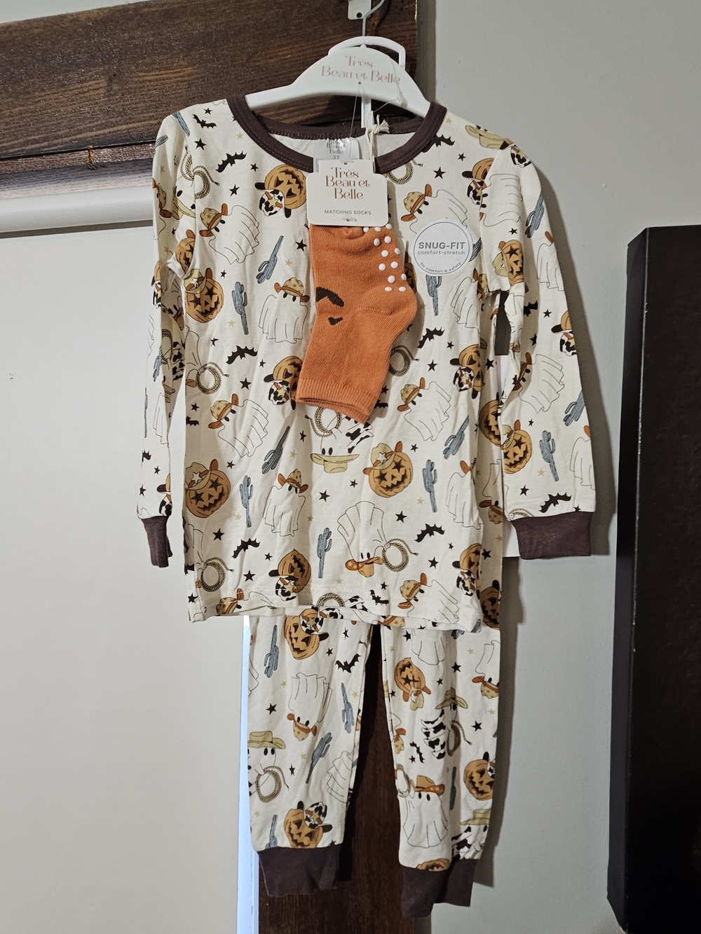 Trixie & Milo Cream Halloween Pumpkin & Ghost Kids Pajama Set - Cream/Orange